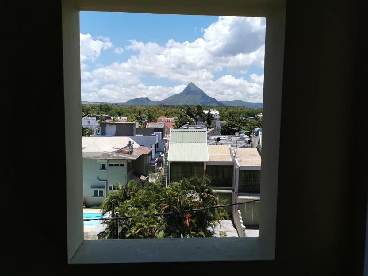 Rayon Vert Bleuphorie Beach Apartment Flic en Flac Exterior photo