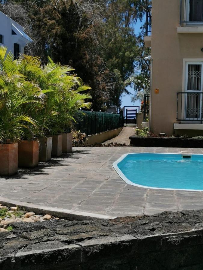 Rayon Vert Bleuphorie Beach Apartment Flic en Flac Exterior photo